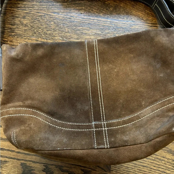 Coach | Brown Suede Shoulder Bag | Medium Size - Picture 3 of 7